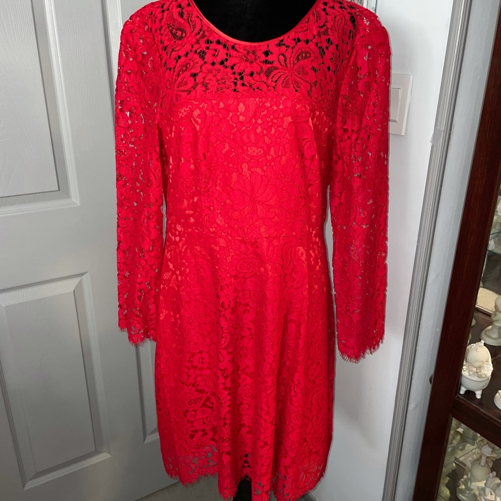 NEW NWT SIZE 10 RED LACE DRESS. MUST BE BUNDLED